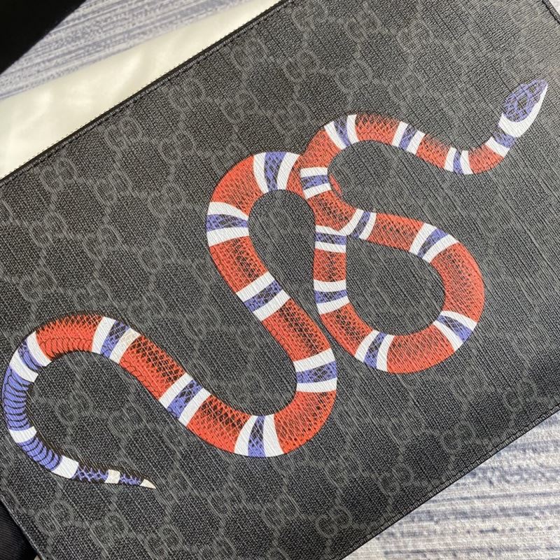 Gucci Clutch Bags